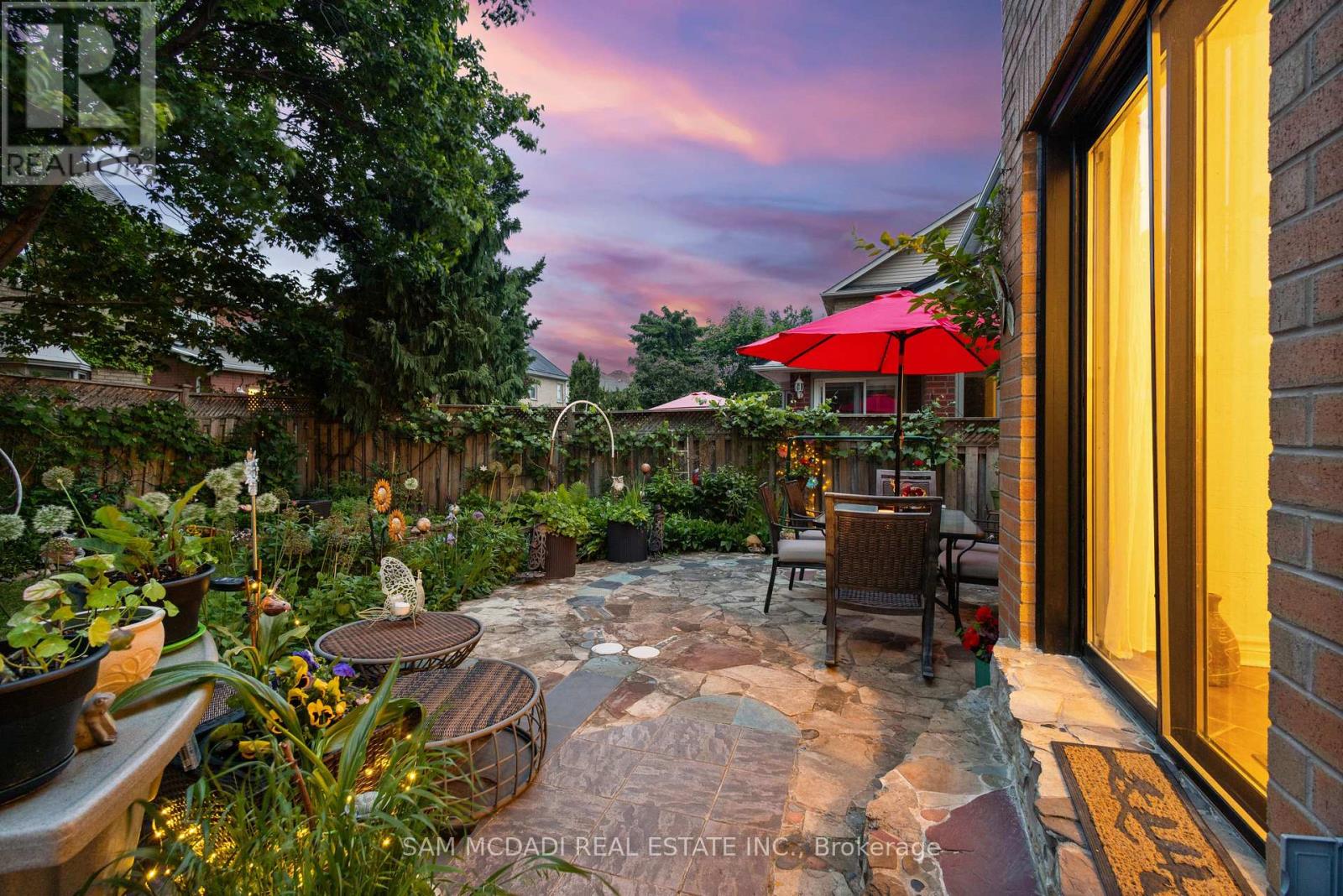 6074 Leeside Crescent, Mississauga, Ontario  L5M 5K6 - Photo 41 - W12910650