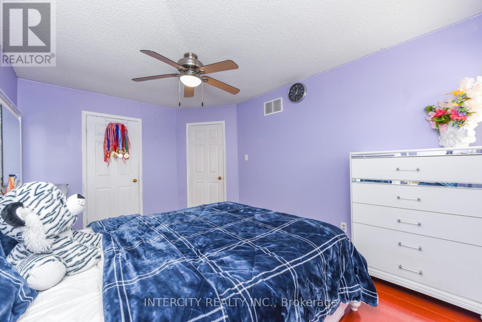 7140 Dalewood Drive, Mississauga, Ontario  L4T 4E9 - Photo 35 - W12910666