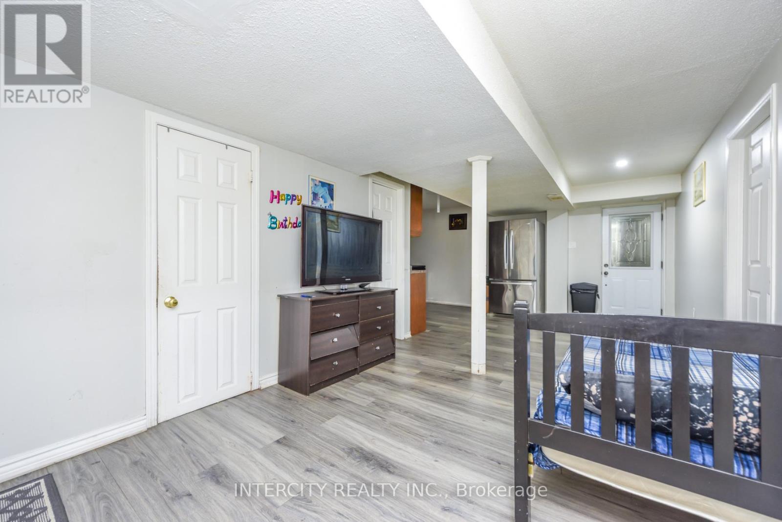 7140 Dalewood Drive, Mississauga, Ontario  L4T 4E9 - Photo 40 - W12910666