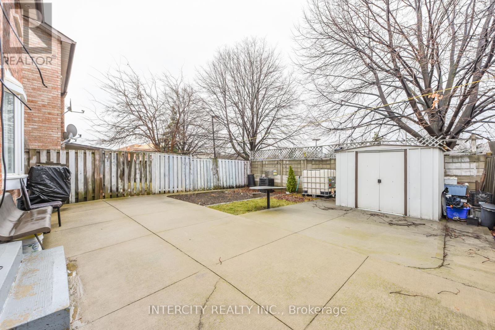 7140 Dalewood Drive, Mississauga, Ontario  L4T 4E9 - Photo 50 - W12910666