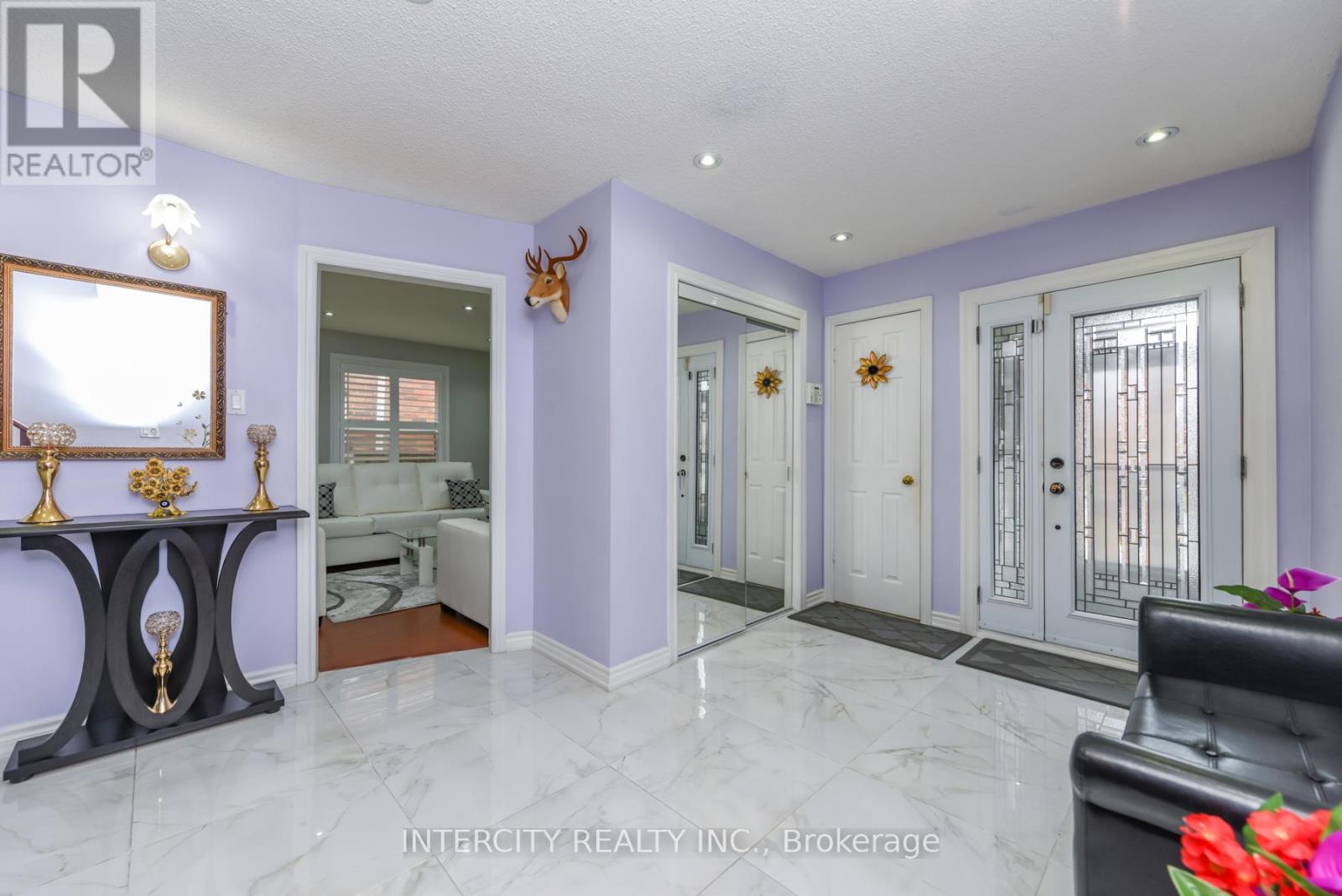 7140 Dalewood Drive, Mississauga, Ontario  L4T 4E9 - Photo 7 - W12910666