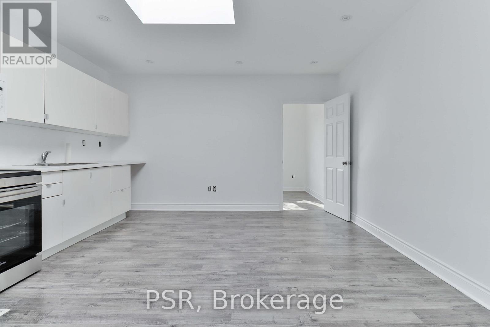 202 - 1364 St Clair Avenue, Toronto, Ontario  M6E 1C4 - Photo 11 - W12910668