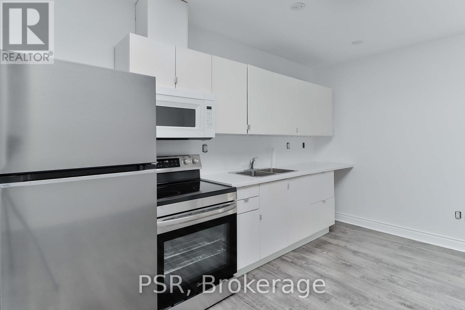 202 - 1364 St Clair Avenue, Toronto, Ontario  M6E 1C4 - Photo 12 - W12910668