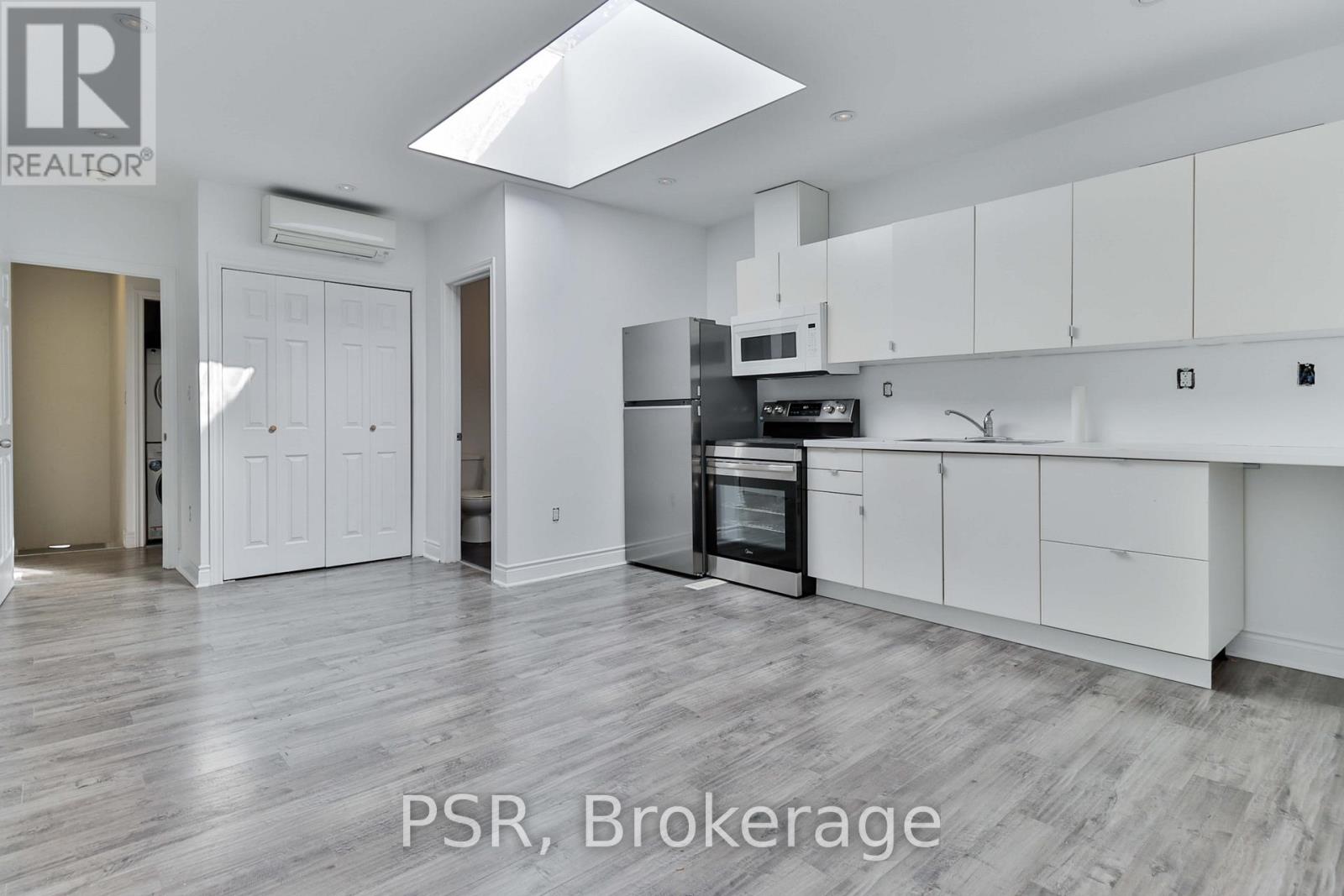 202 - 1364 St Clair Avenue, Toronto, Ontario  M6E 1C4 - Photo 3 - W12910668