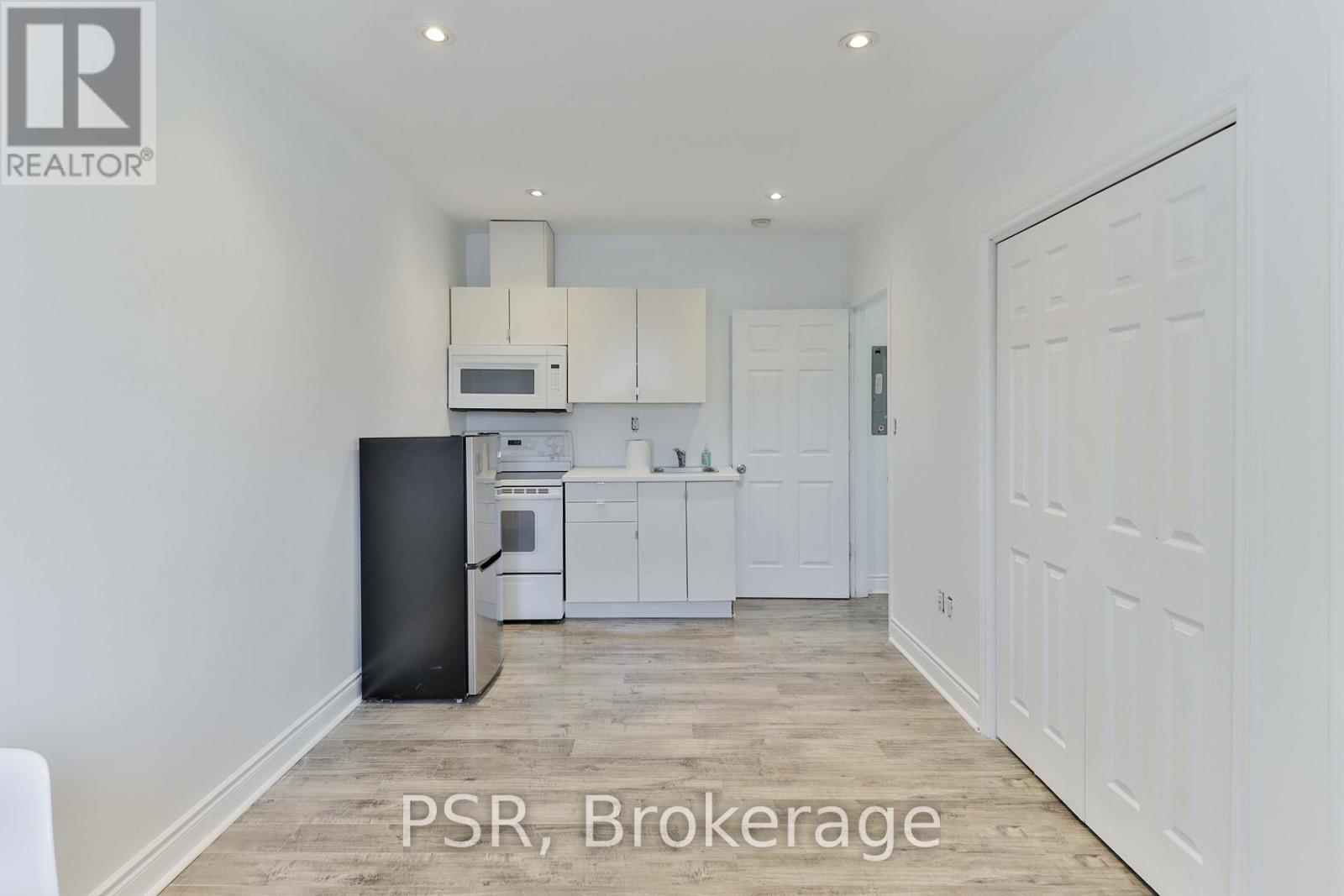 201 - 1364 ST CLAIR AVENUE, Toronto, Ontario