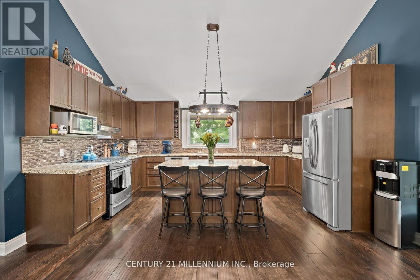 11646 Dublin Line, Halton Hills, Ontario  L7J 2M1 - Photo 12 - W12910712