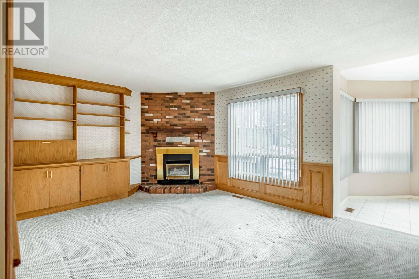 4037 Chadburn Crescent, Mississauga, Ontario  L5L 3X3 - Photo 12 - W12910718