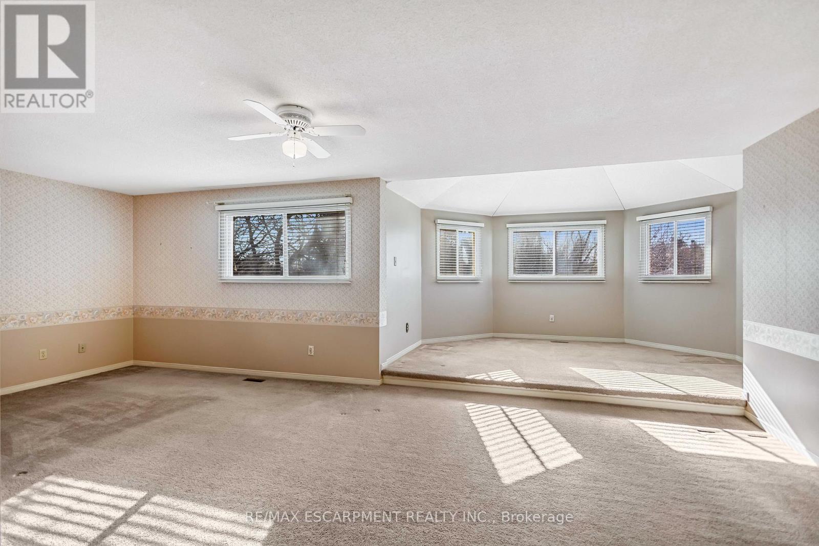 4037 Chadburn Crescent, Mississauga, Ontario  L5L 3X3 - Photo 23 - W12910718