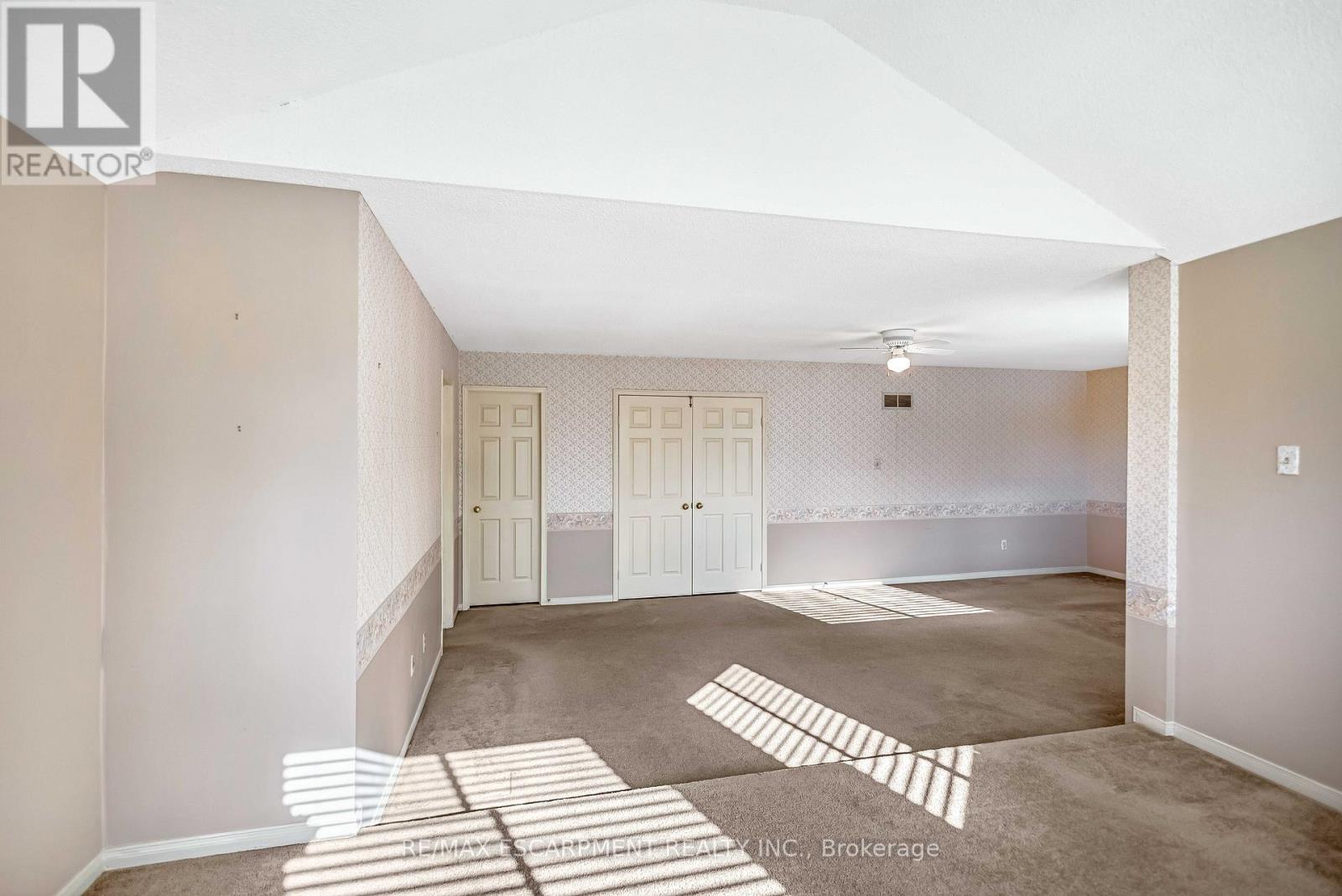 4037 Chadburn Crescent, Mississauga, Ontario  L5L 3X3 - Photo 26 - W12910718