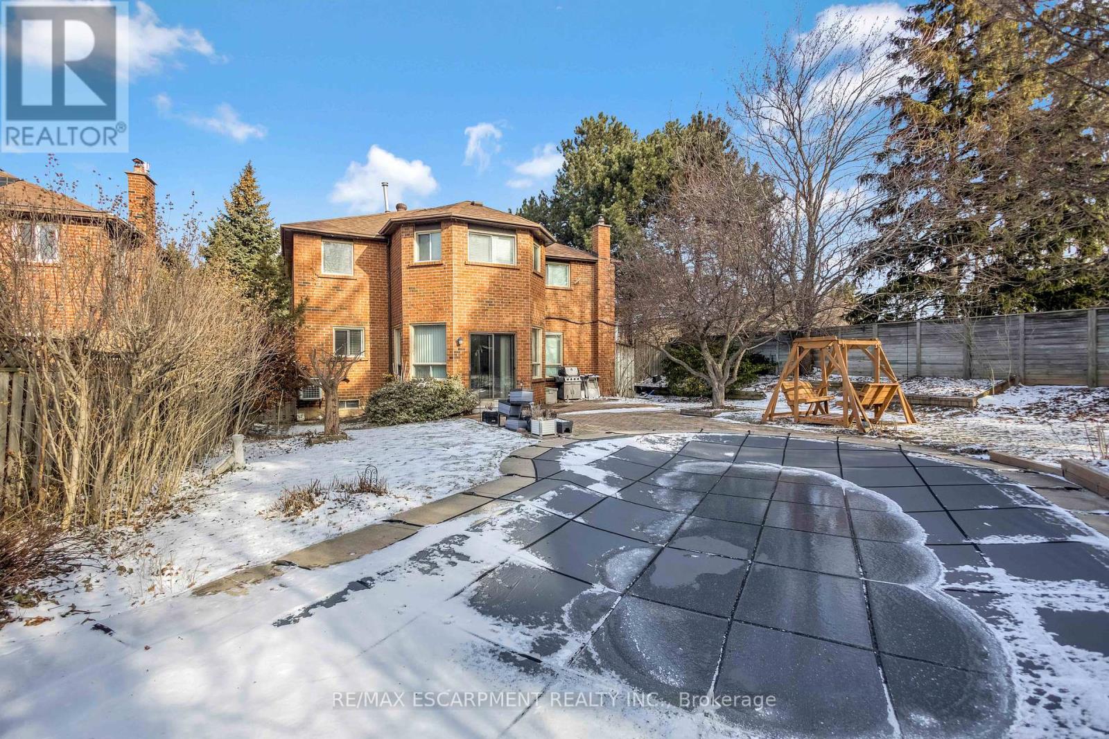 4037 Chadburn Crescent, Mississauga, Ontario  L5L 3X3 - Photo 45 - W12910718