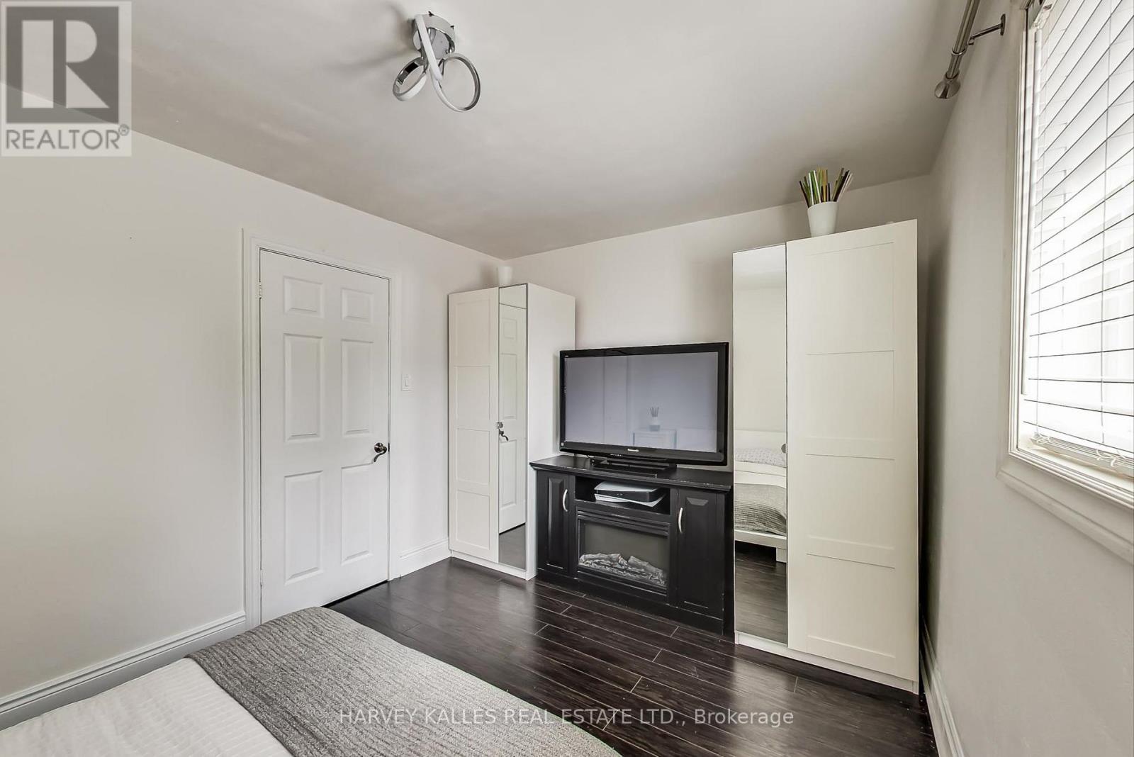 395 Keele Street, Toronto, Ontario  M6P 2K9 - Photo 29 - W12910722