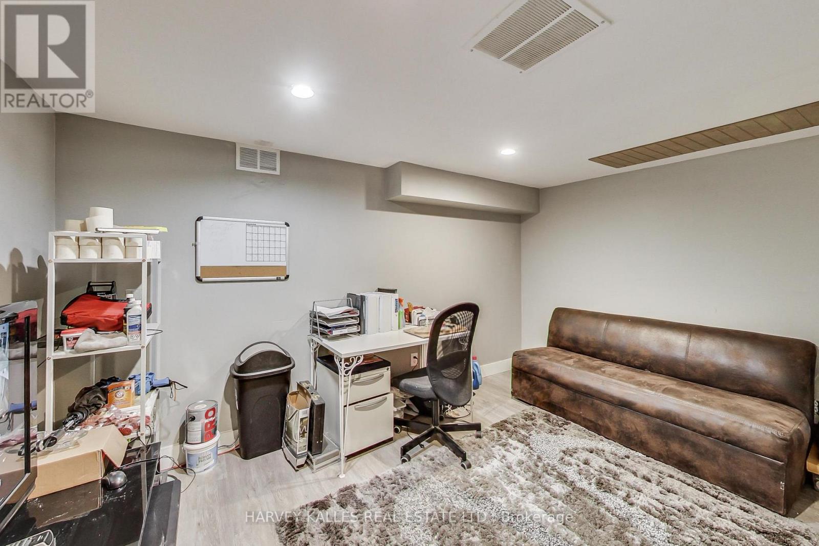 395 Keele Street, Toronto, Ontario  M6P 2K9 - Photo 7 - W12910722