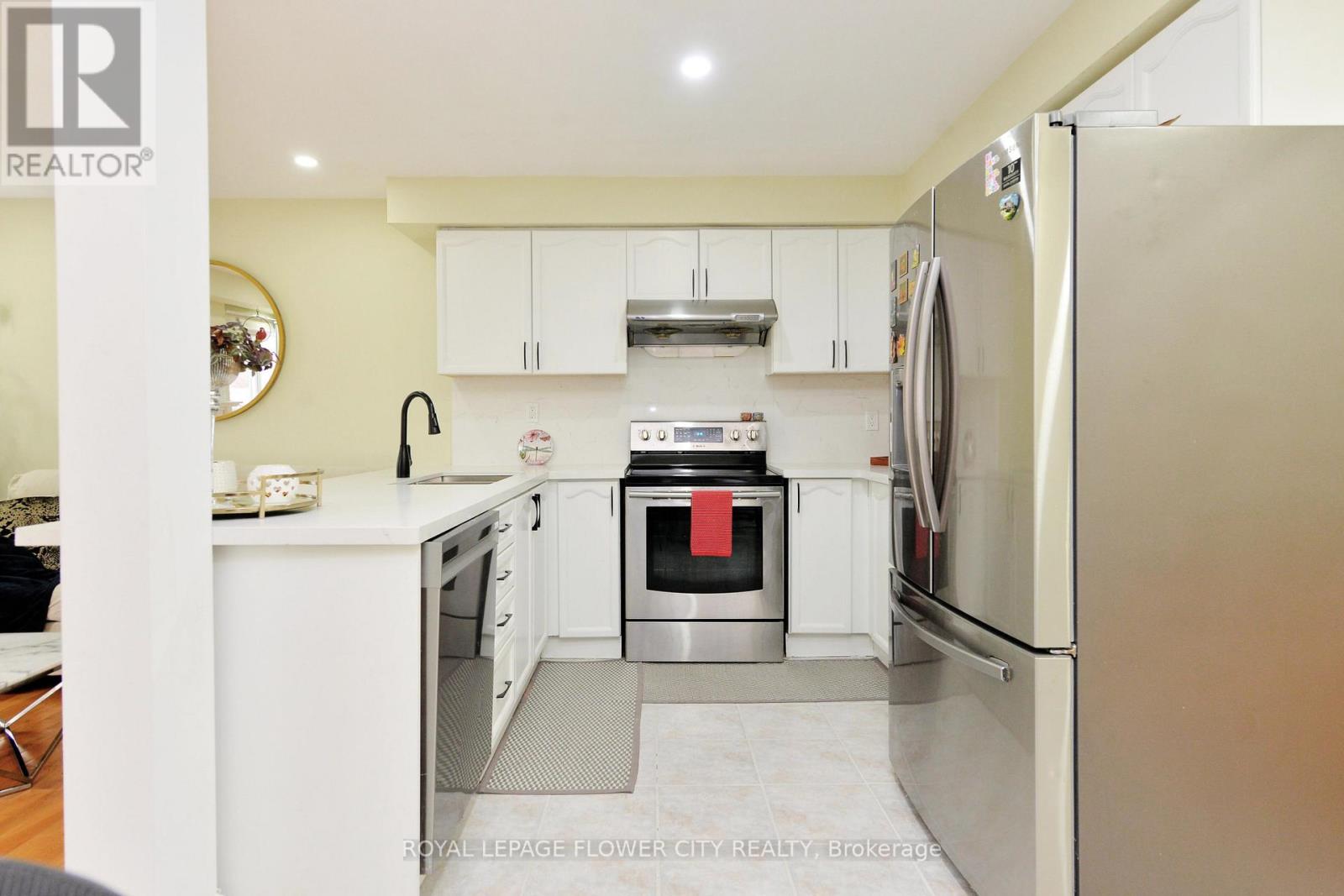 45 Roadmaster Lane, Brampton, Ontario  L7A 3A7 - Photo 14 - W12910736