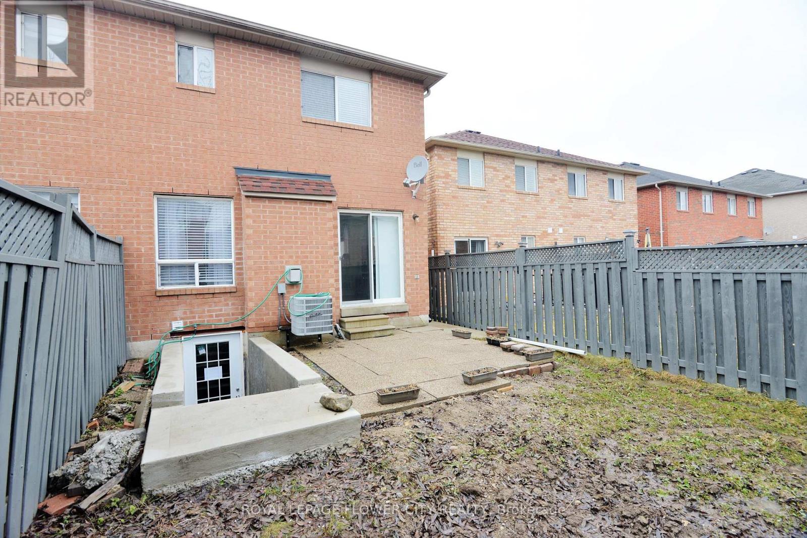 45 Roadmaster Lane, Brampton, Ontario  L7A 3A7 - Photo 43 - W12910736