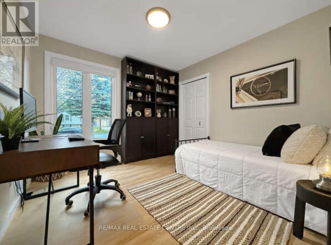 26 Diane Drive, Orangeville, Ontario  L9W 2N4 - Photo 17 - W12910744