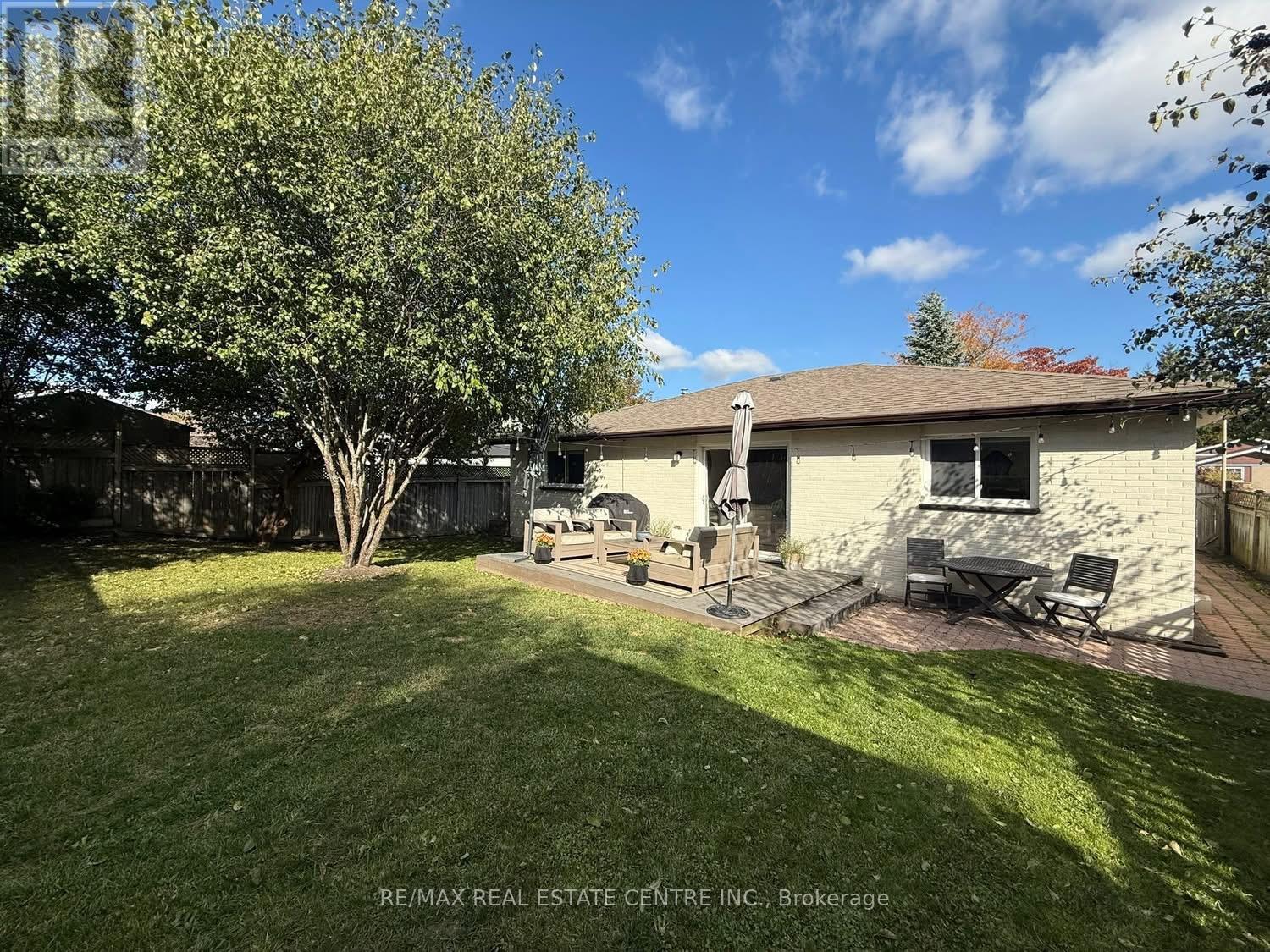 26 Diane Drive, Orangeville, Ontario  L9W 2N4 - Photo 34 - W12910744