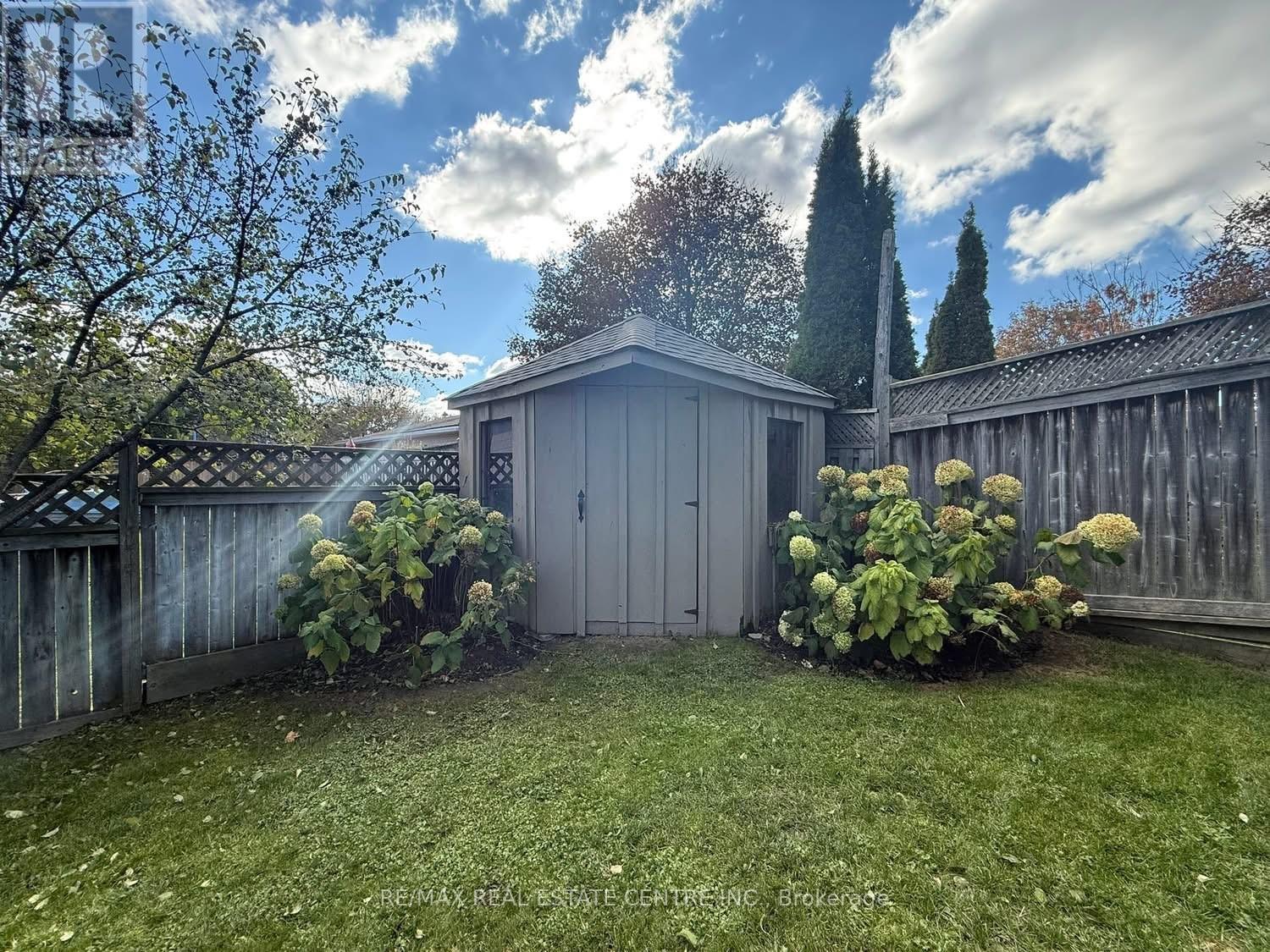 26 Diane Drive, Orangeville, Ontario  L9W 2N4 - Photo 36 - W12910744