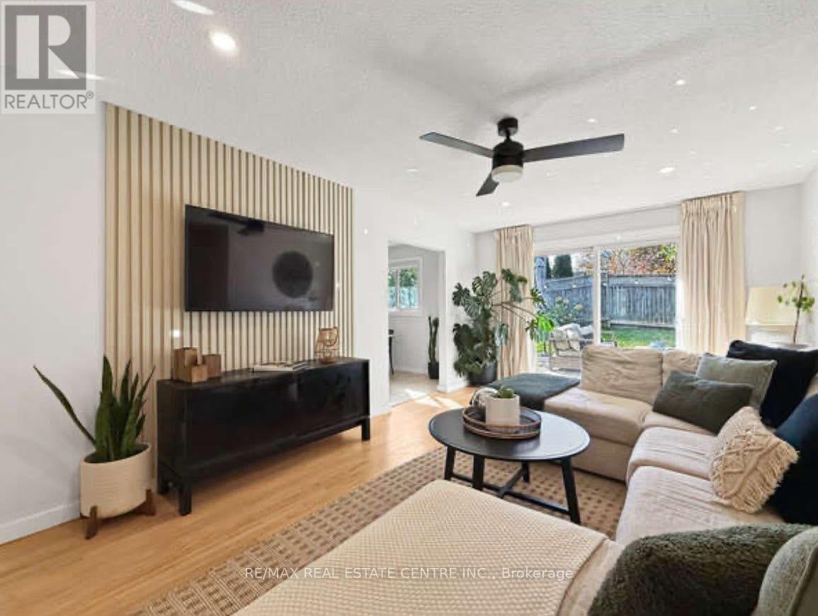 26 Diane Drive, Orangeville, Ontario  L9W 2N4 - Photo 9 - W12910744