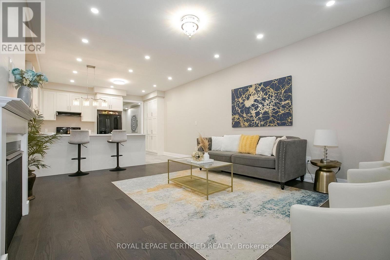 32 Dalbeattie Drive, Brampton, Ontario  L6Y 6H6 - Photo 13 - W12910746