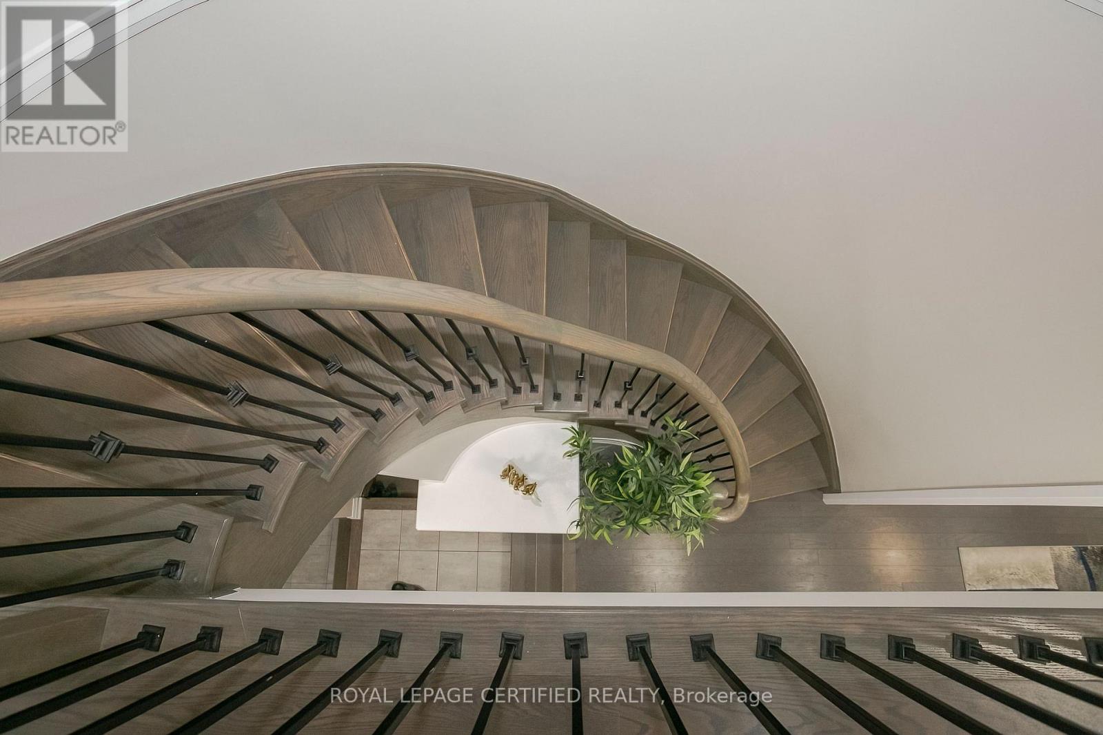 32 Dalbeattie Drive, Brampton, Ontario  L6Y 6H6 - Photo 25 - W12910746