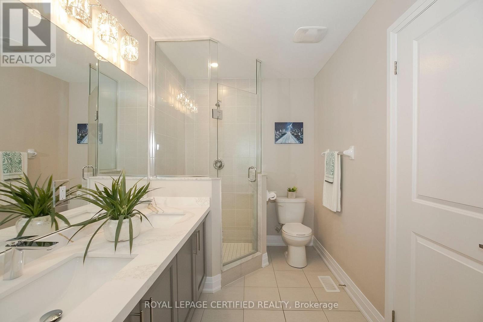 32 Dalbeattie Drive, Brampton, Ontario  L6Y 6H6 - Photo 34 - W12910746