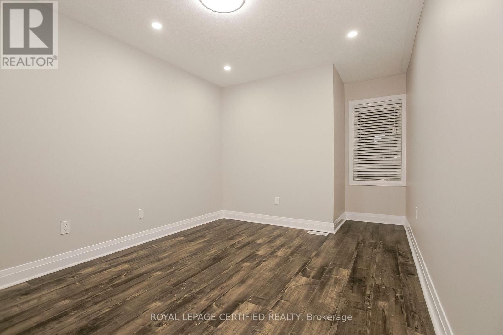 32 Dalbeattie Drive, Brampton, Ontario  L6Y 6H6 - Photo 35 - W12910746