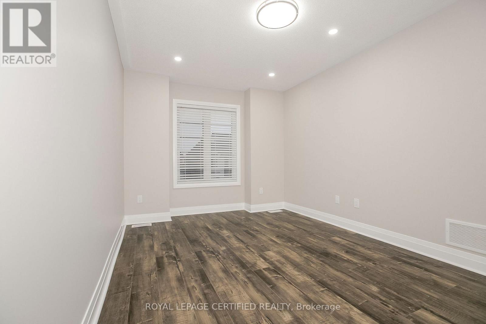 32 Dalbeattie Drive, Brampton, Ontario  L6Y 6H6 - Photo 43 - W12910746