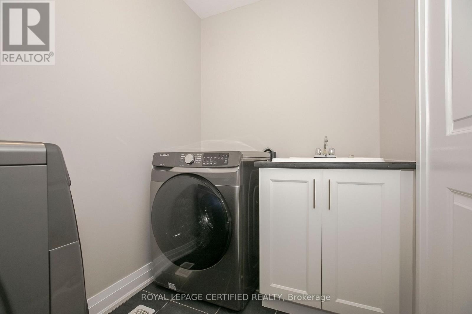 32 Dalbeattie Drive, Brampton, Ontario  L6Y 6H6 - Photo 45 - W12910746