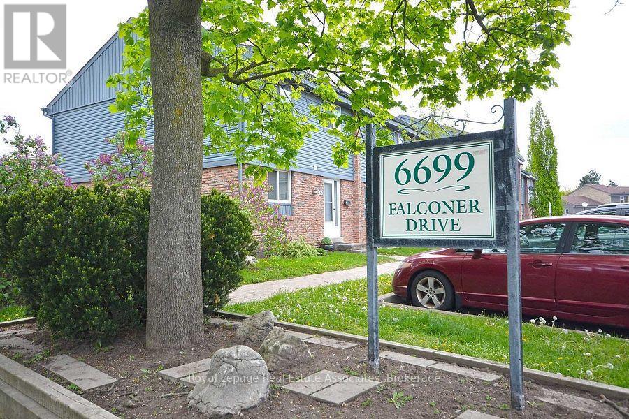 85 - 6699 FALCONER DRIVE, Mississauga, Ontario