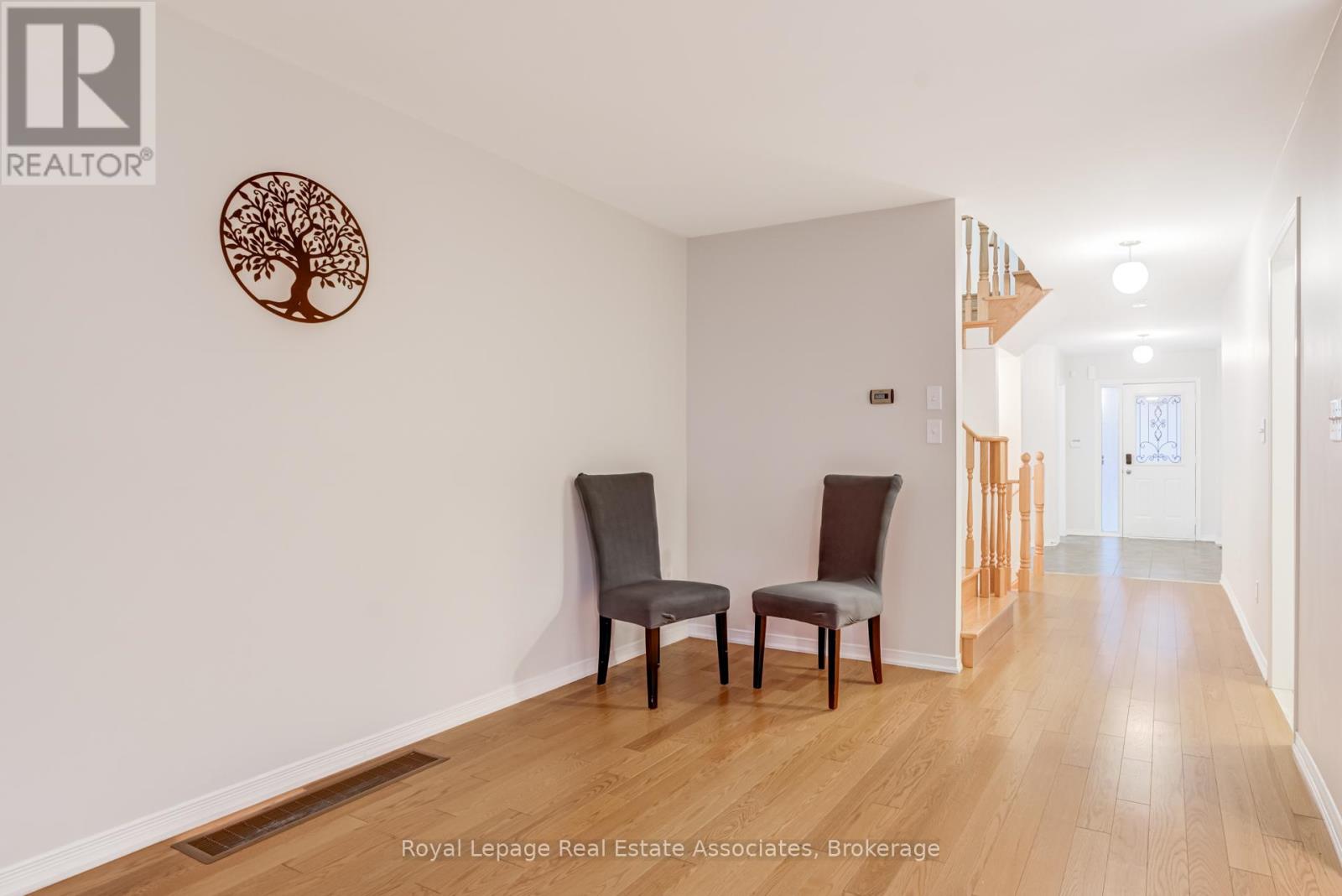 1315 Brandon Terrace, Milton, Ontario  L9T 7R3 - Photo 13 - W12910806