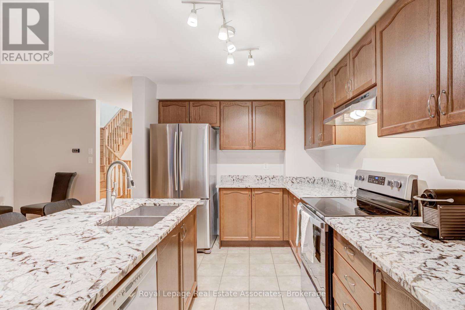 1315 Brandon Terrace, Milton, Ontario  L9T 7R3 - Photo 20 - W12910806