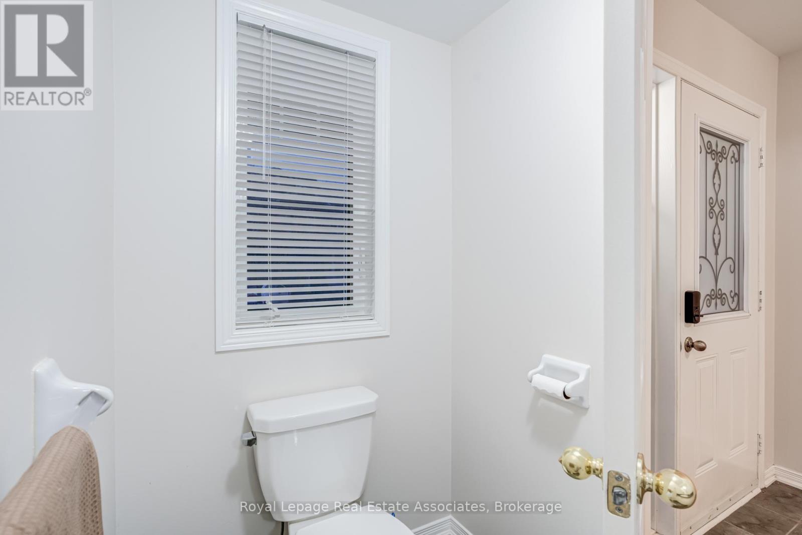 1315 Brandon Terrace, Milton, Ontario  L9T 7R3 - Photo 24 - W12910806