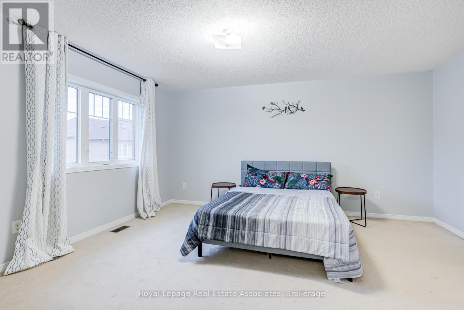 1315 Brandon Terrace, Milton, Ontario  L9T 7R3 - Photo 34 - W12910806