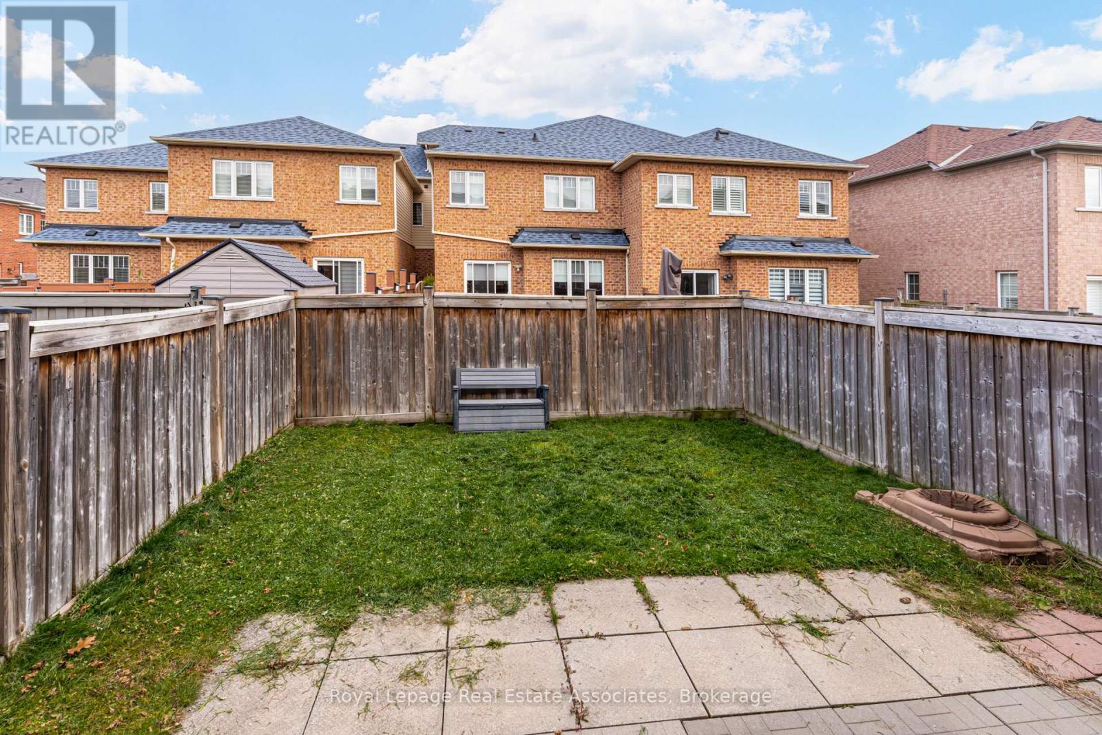 1315 Brandon Terrace, Milton, Ontario  L9T 7R3 - Photo 45 - W12910806