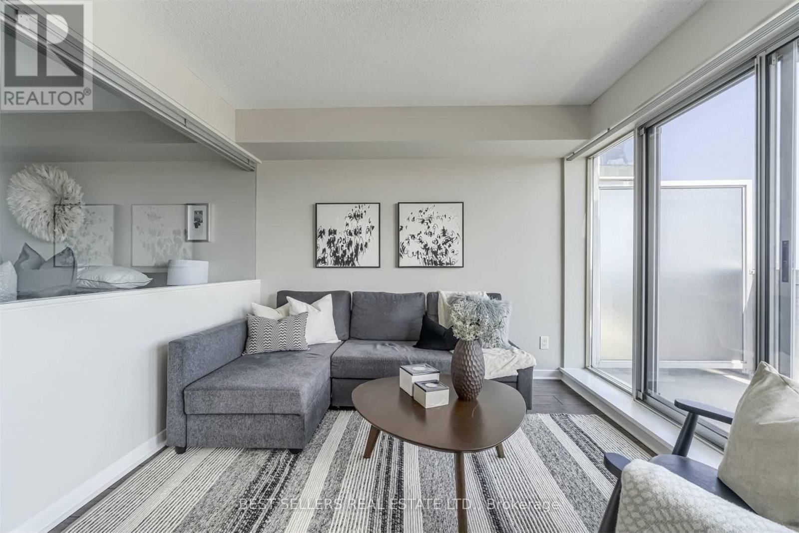 715 - 1040 The Queensway, Toronto, Ontario  M8Z 0A7 - Photo 12 - W12910812