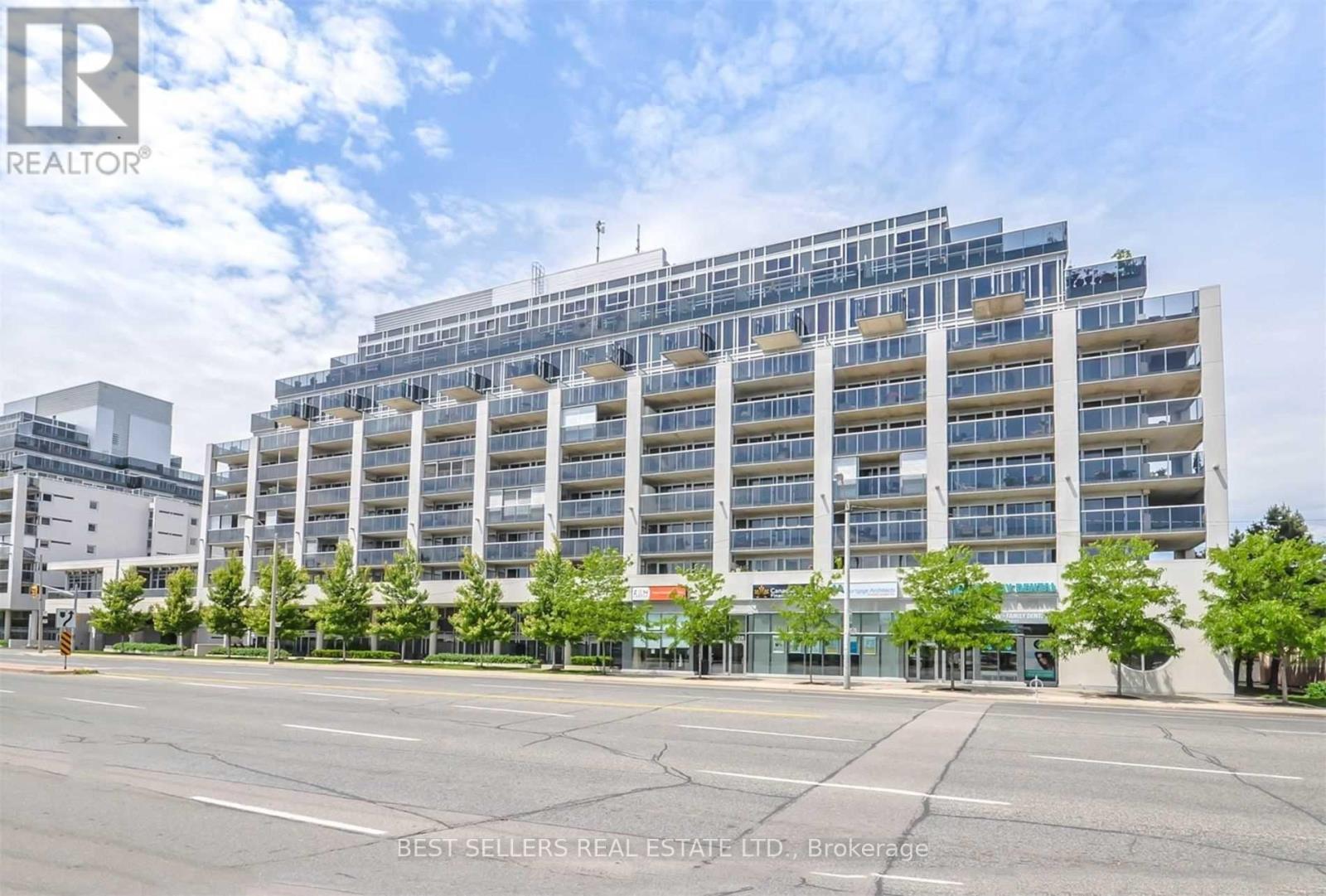 715 - 1040 The Queensway, Toronto, Ontario  M8Z 0A7 - Photo 2 - W12910812