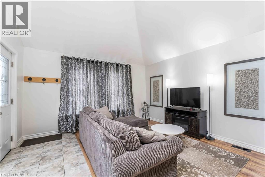 74 Province Street N, Hamilton, Ontario  L8H 4H6 - Photo 10 - 40807833