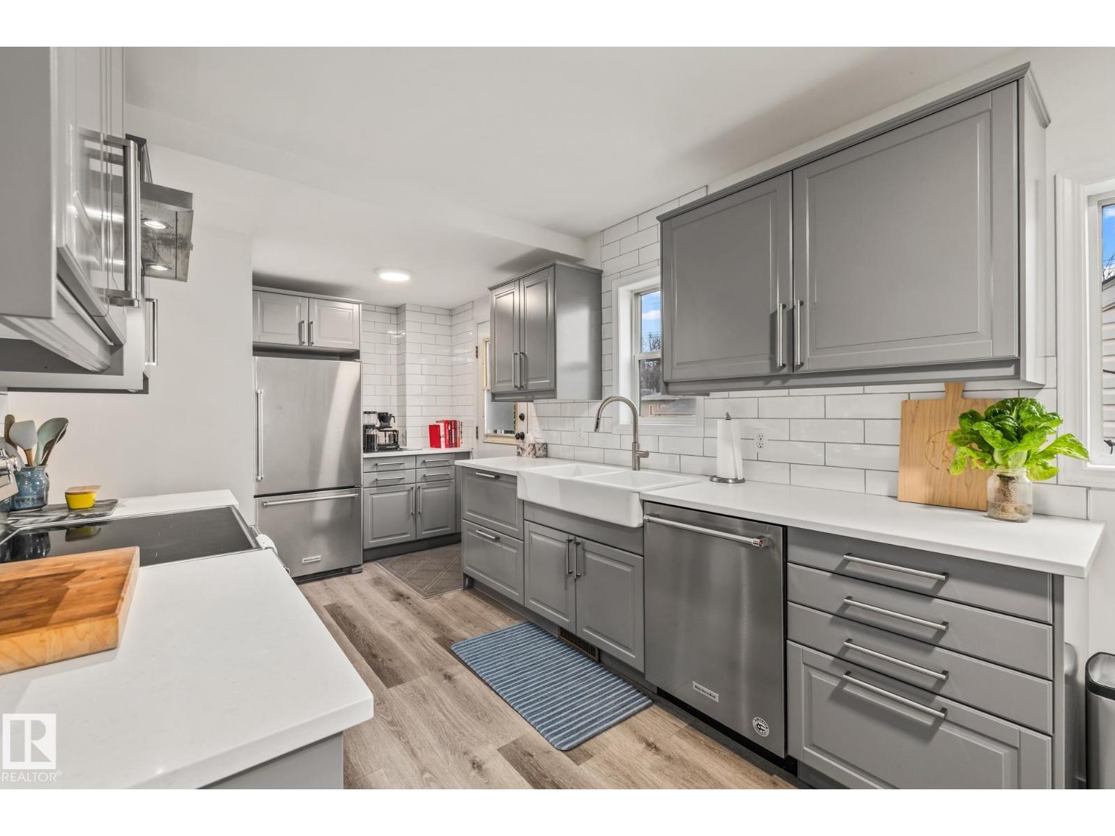 9321 92 St Nw, Edmonton, Alberta  T6C 3R7 - Photo 11 - E4478705