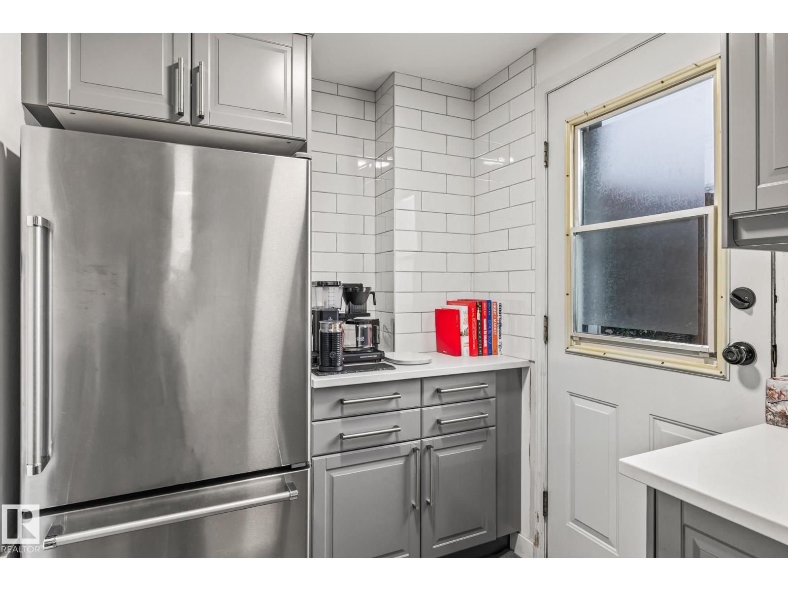 9321 92 St Nw, Edmonton, Alberta  T6C 3R7 - Photo 13 - E4478705