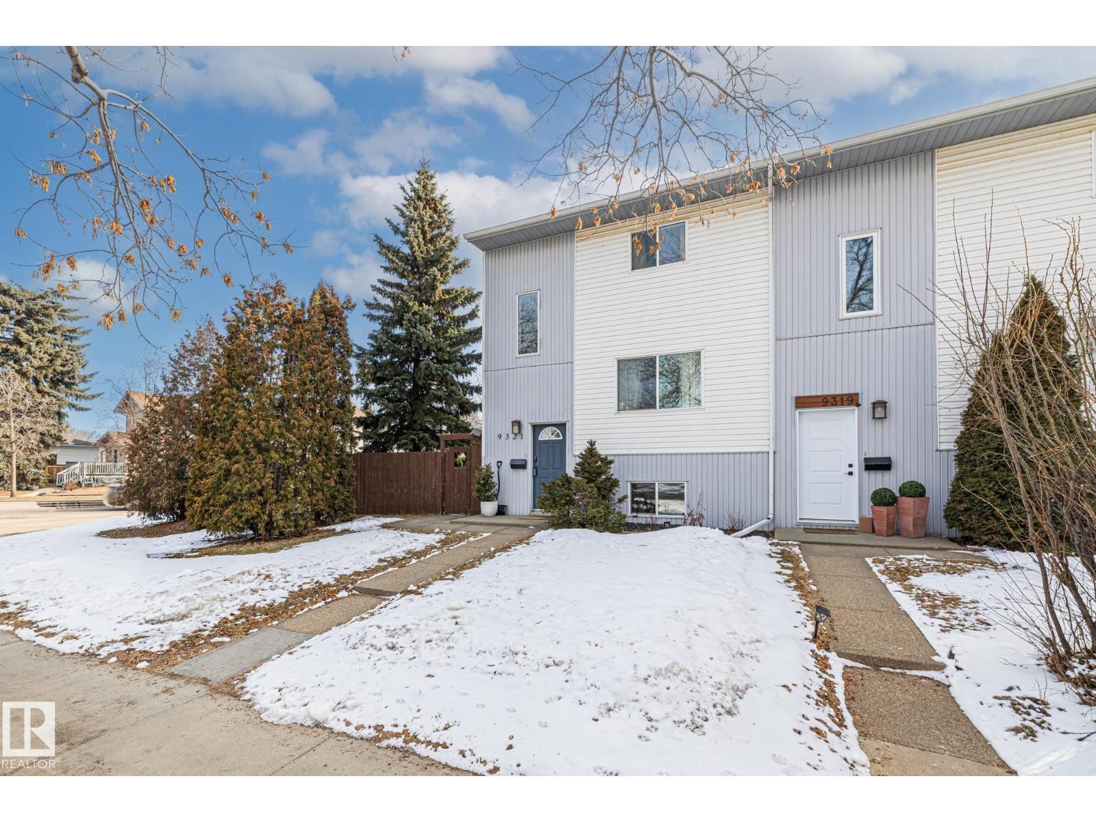 9321 92 St Nw, Edmonton, Alberta  T6C 3R7 - Photo 2 - E4478705