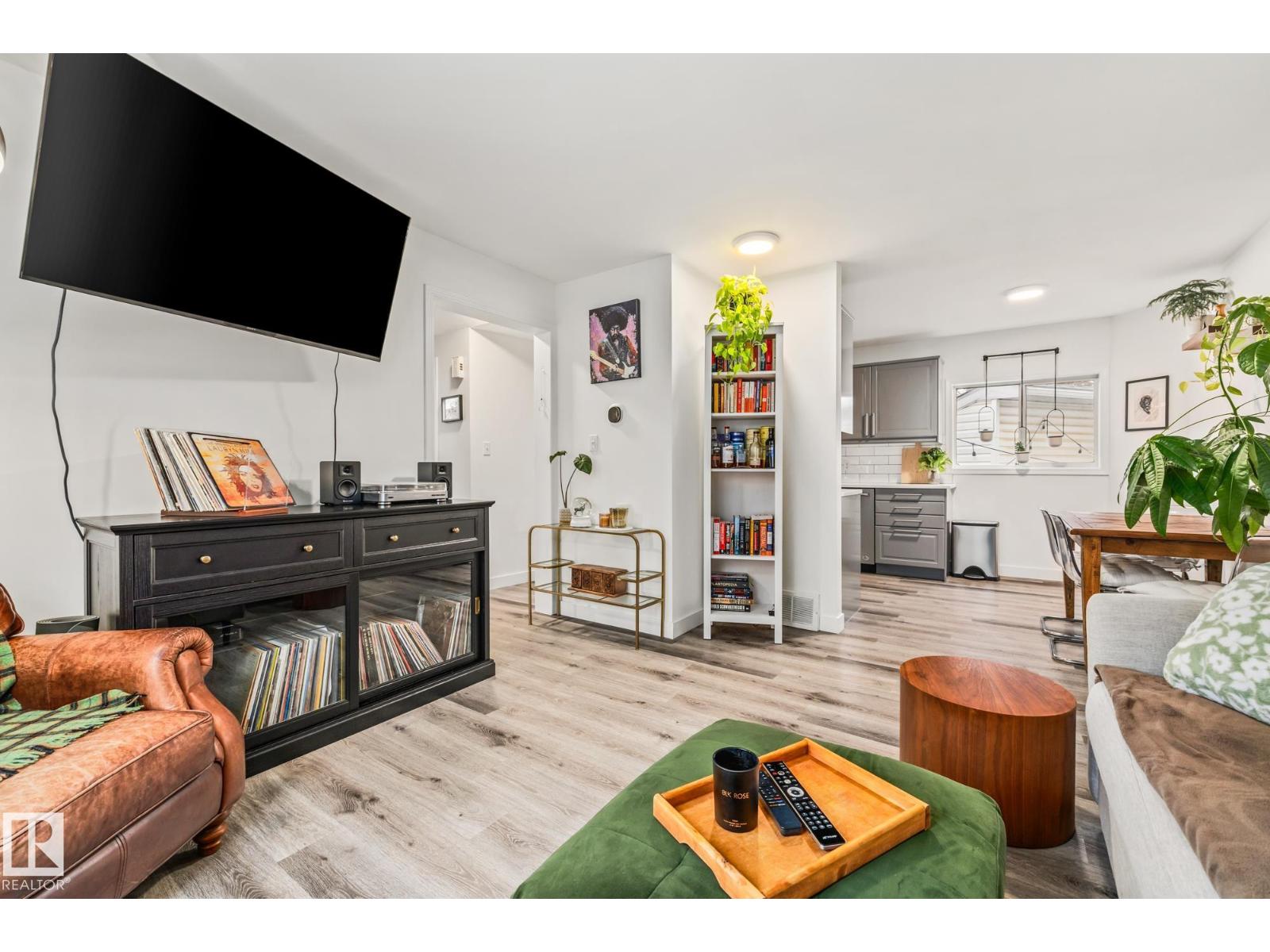 9321 92 St Nw, Edmonton, Alberta  T6C 3R7 - Photo 5 - E4478705