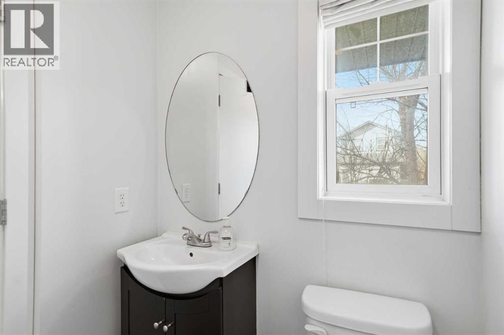 166 Coverton Close, Calgary, Alberta  T3K 4P4 - Photo 7 - A2294445