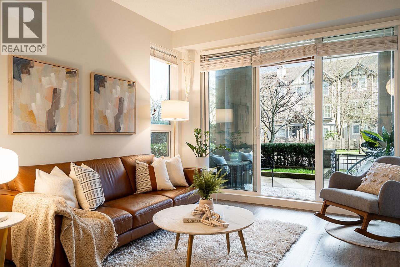 210 3399 Noel Drive, Burnaby, British Columbia  V3J 0G8 - Photo 2 - R3101119