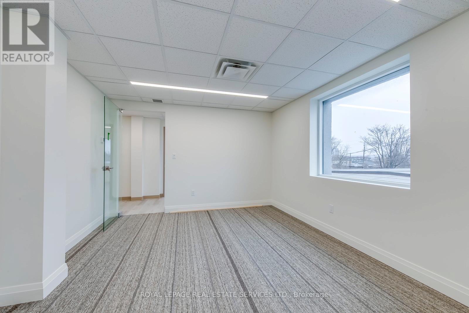 104 - 401 Victoria Avenue N, Hamilton, Ontario  L8L 5G7 - Photo 8 - X12910564