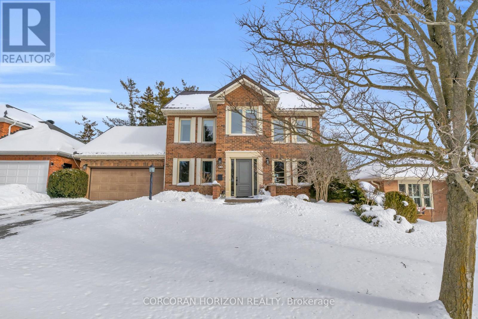 41 Tinatawa Court, Kitchener, Ontario  N2A 3G9 - Photo 2 - X12910570