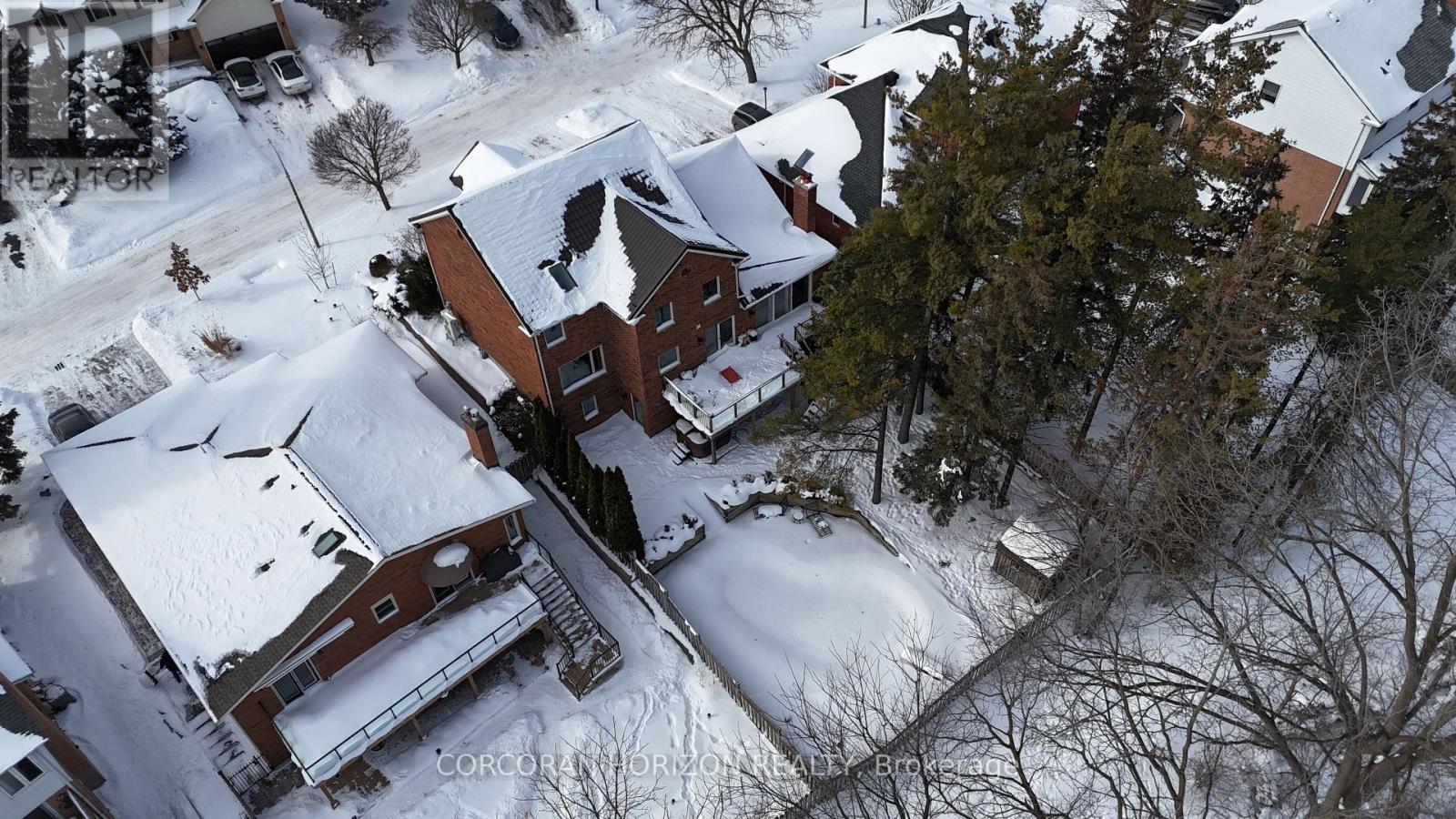 41 Tinatawa Court, Kitchener, Ontario  N2A 3G9 - Photo 31 - X12910570