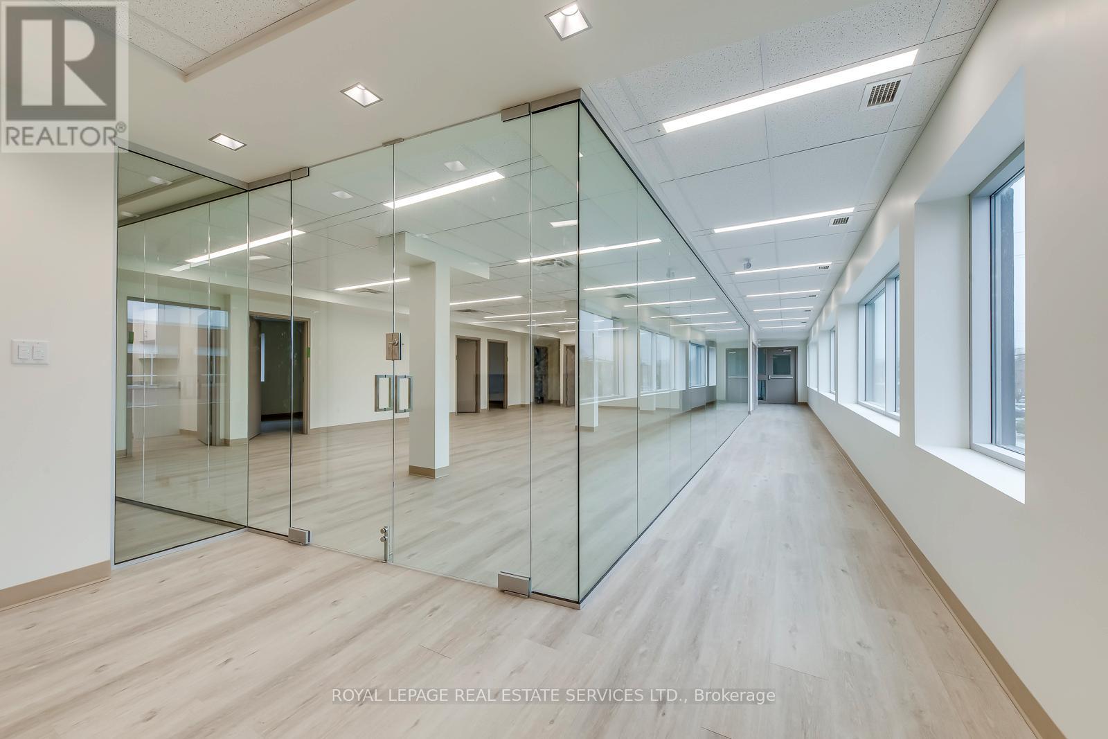 102 - 401 VICTORIA AVENUE N, Hamilton, Ontario