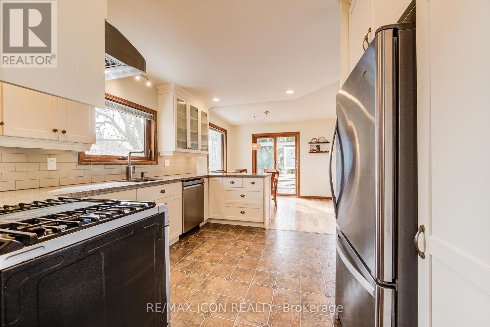 458 Winston Boulevard, Cambridge, Ontario  N3C 3Y5 - Photo 13 - X12910630