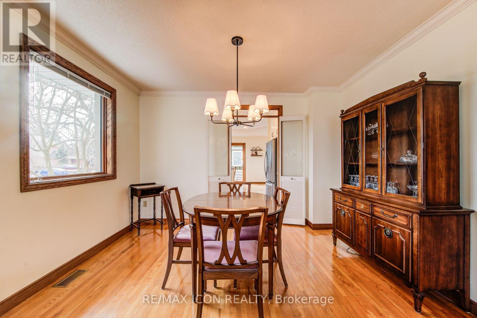 458 Winston Boulevard, Cambridge, Ontario  N3C 3Y5 - Photo 9 - X12910630