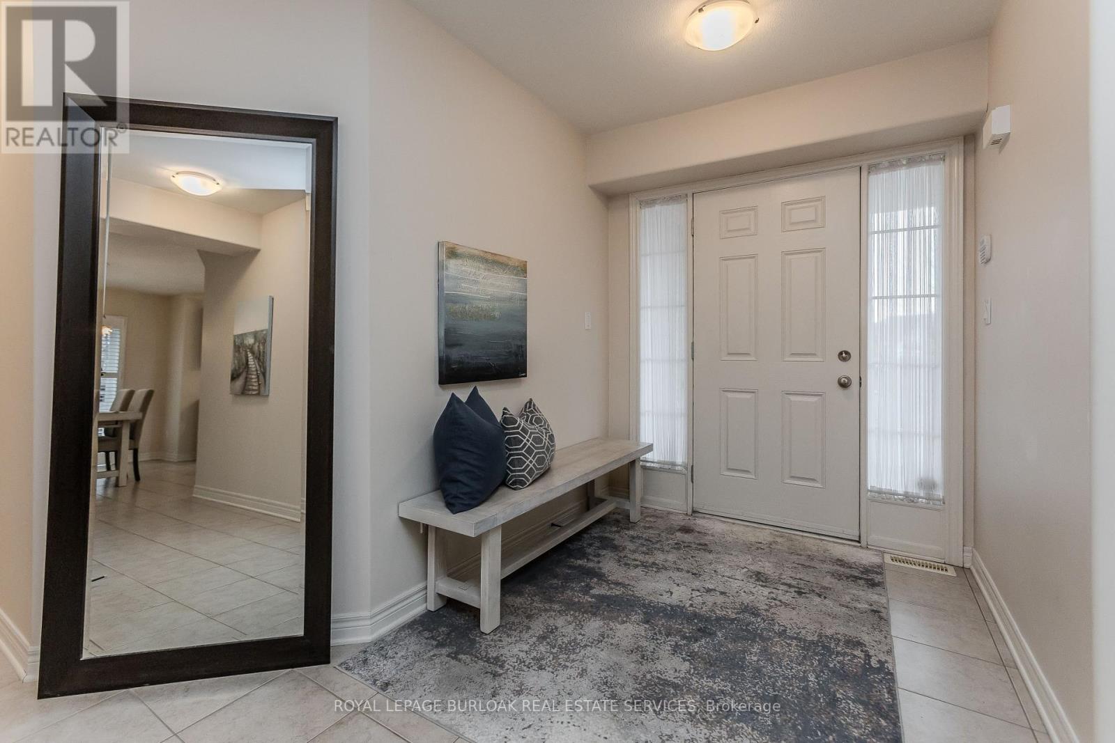 6863 St Michael Avenue, Niagara Falls, Ontario  L2H 3N8 - Photo 5 - X12910714